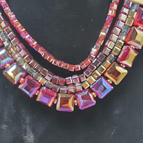 Cake by Ali Khan 4 row iridescent crystal red bead with 8 row gold strand neck - Picture 2 of 8